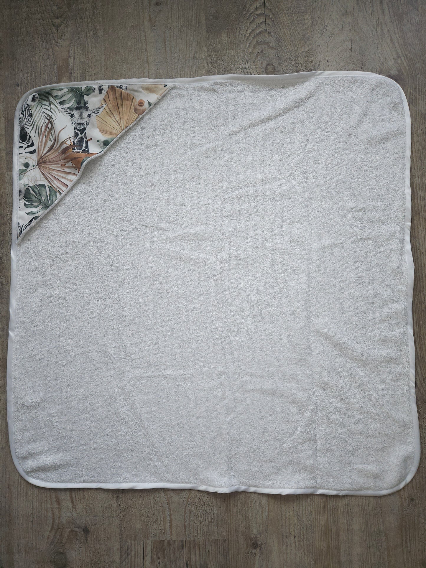 Cape de bain Animaux de la savane boho My Baby Avenue