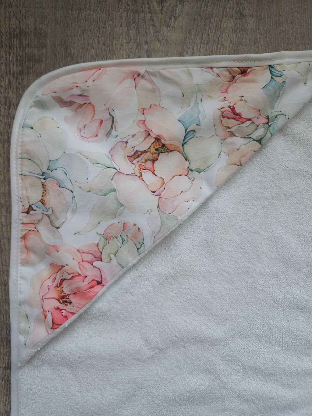 Cape de bain bébé Pivoine My Baby Avenue