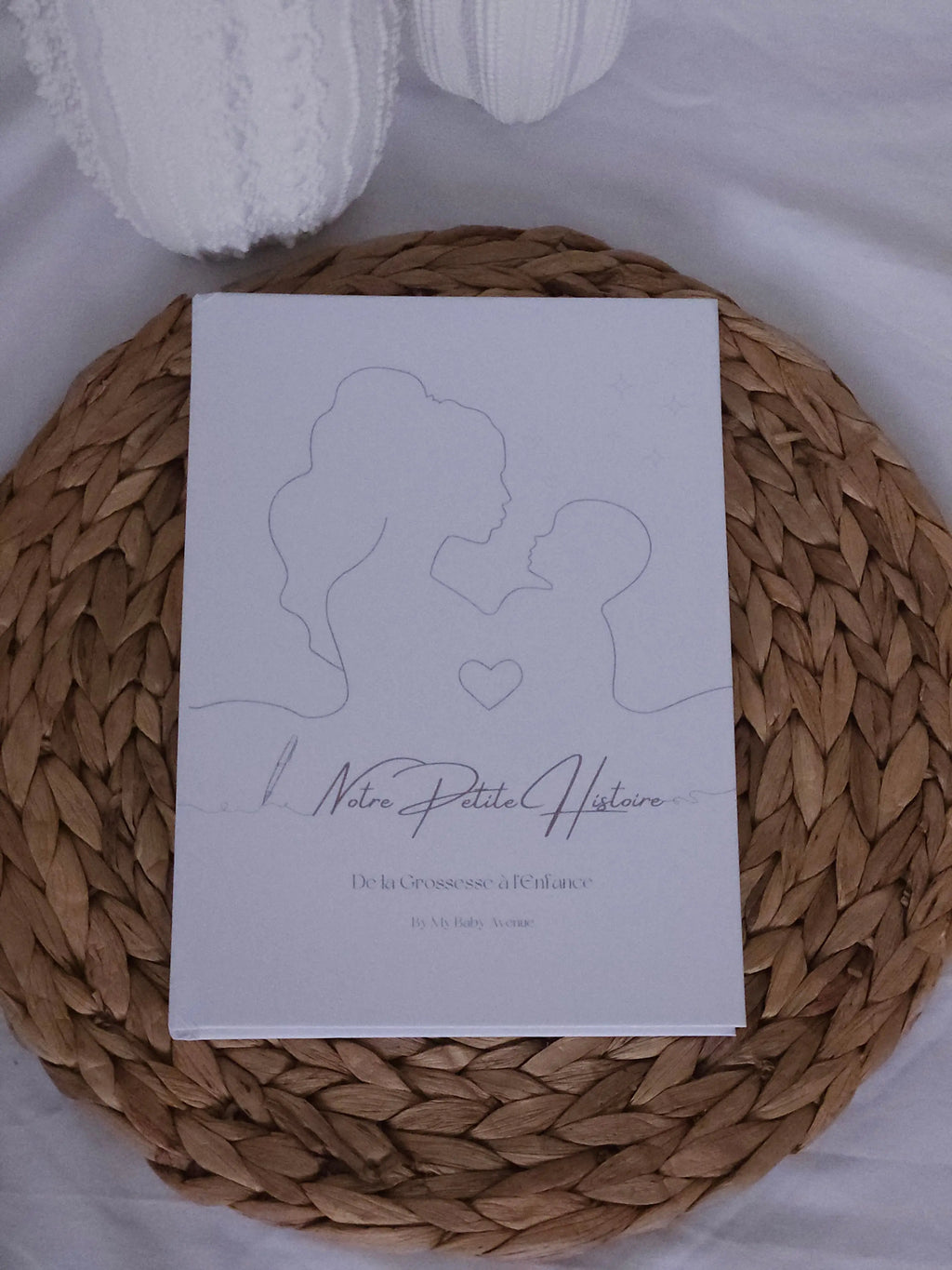 Journal de grossesse Notre Petite Histoire, pages intérieures – My Baby Avenue