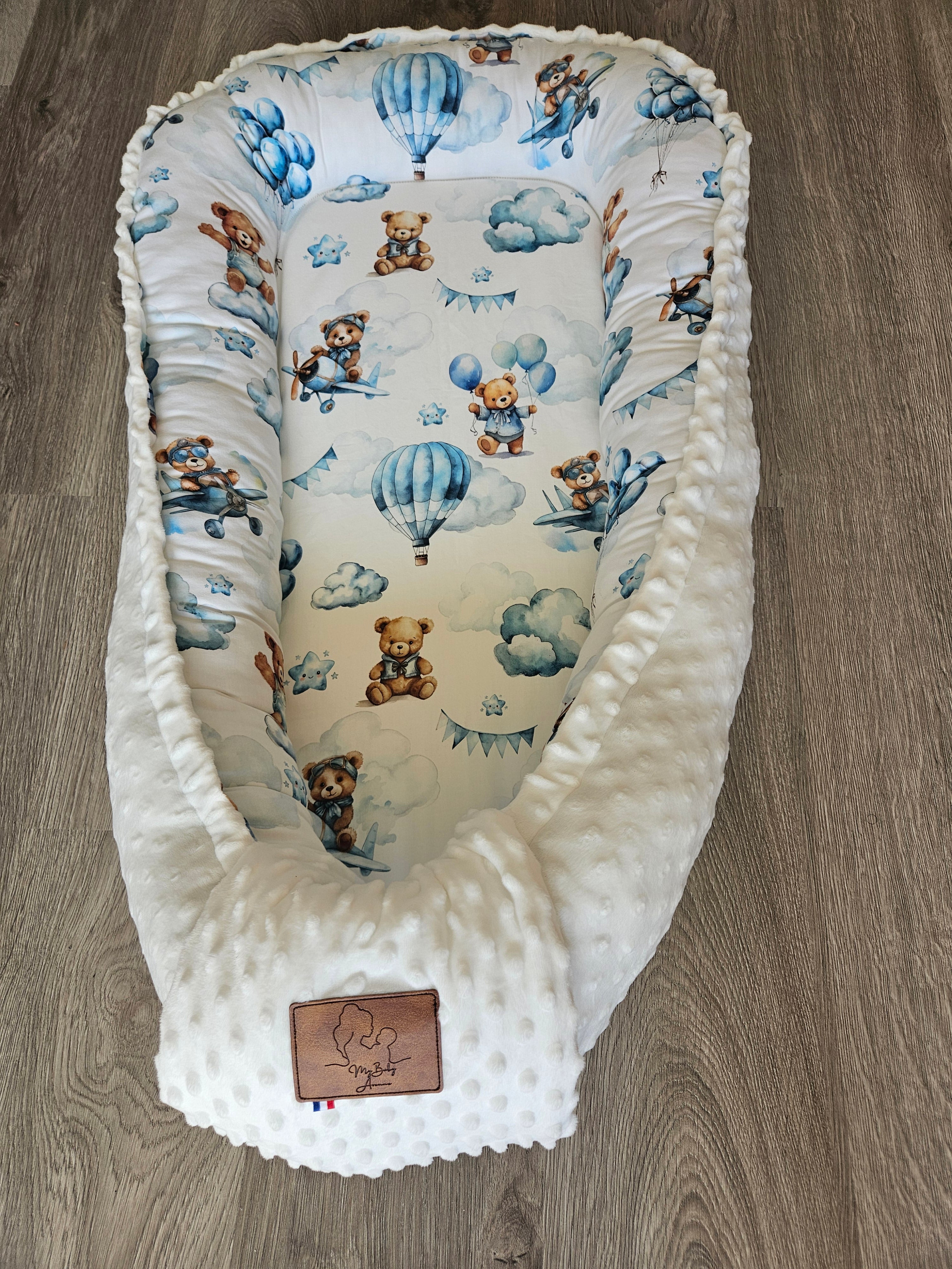 Réducteur de lit bébé motif Animaux de la forêt – My Baby Avenue