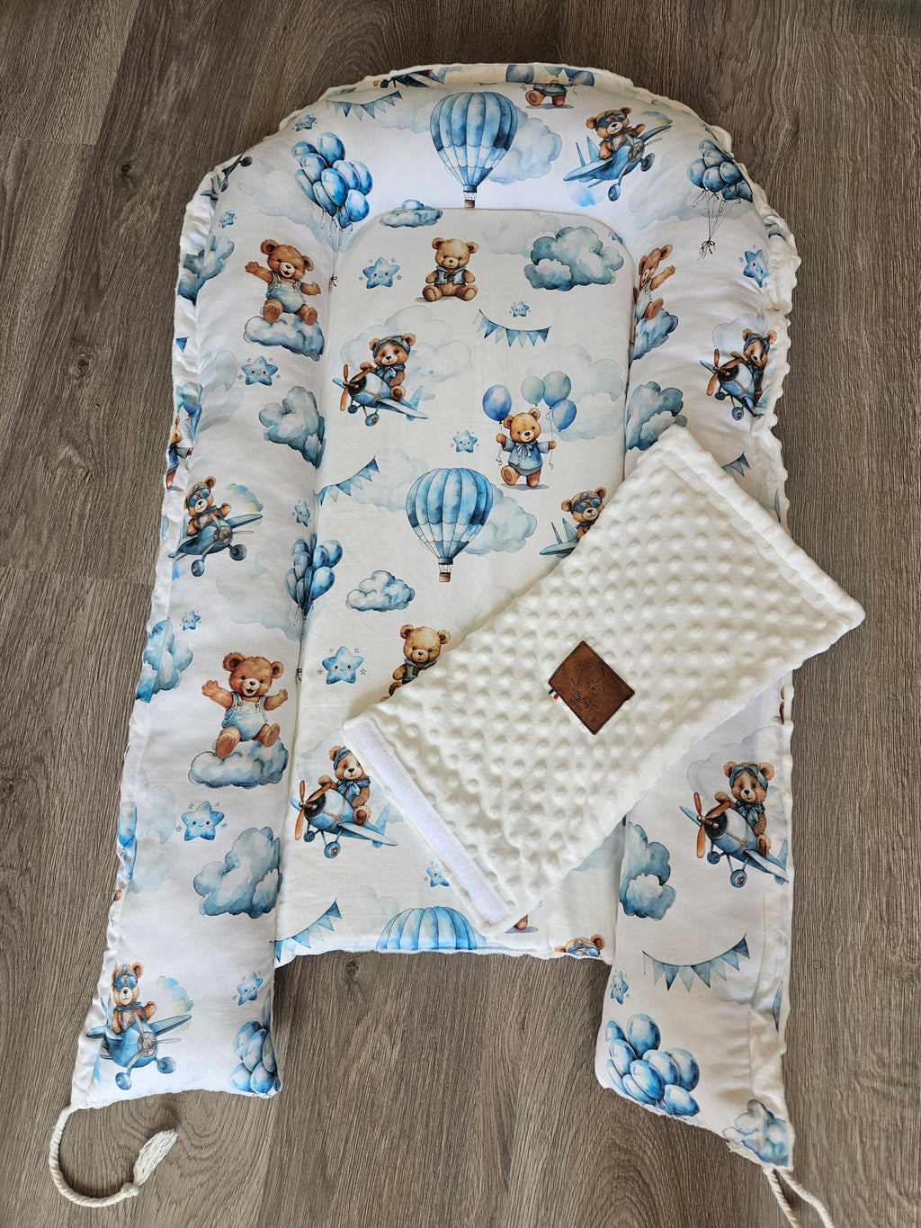 Réducteur de lit bébé motif Animaux de la forêt – My Baby Avenue